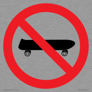 P924 Prohibition: No skateboarding